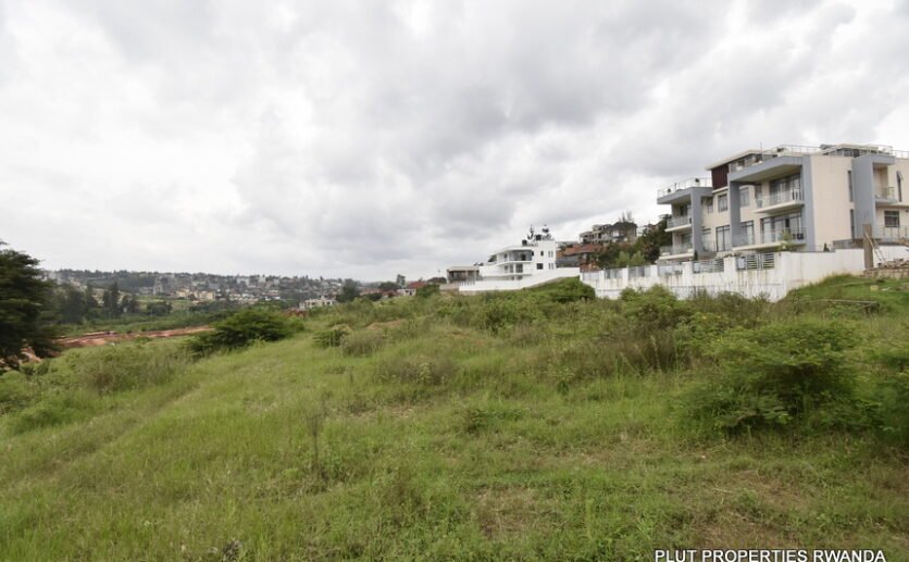 Big plot for sale in Kibagabaga