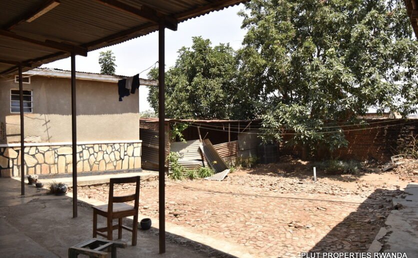 Big-plot-for-sale-in-Kicukiro-Niboye-plut-properties-2-836×517 Big plot for sale in Kicukiro Niboye.