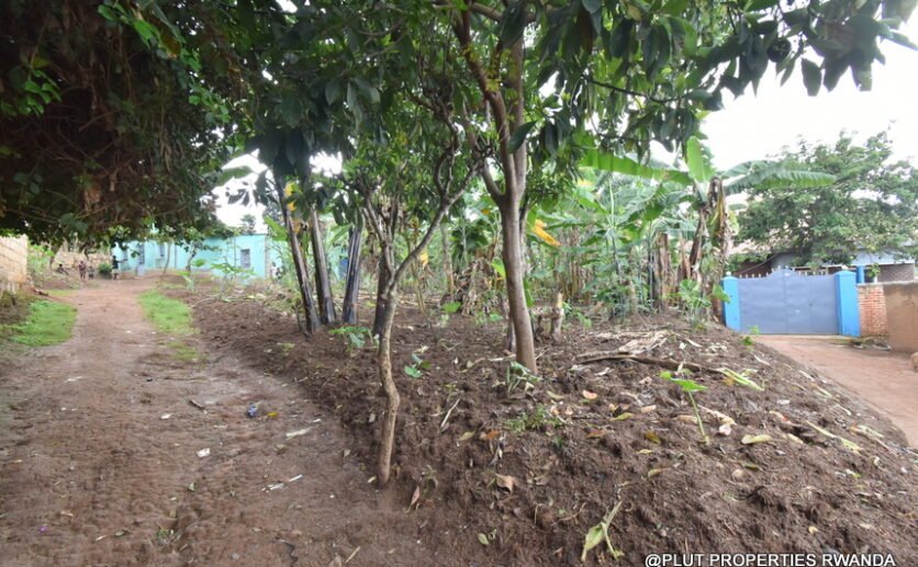Big-plot-for-sale-in-Kinyinya-Kigali-plut-properties-6-836×517 Residential Plot for Sale in Kinyinya