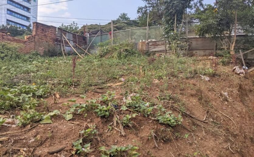 Big-plot-for-sale-in-Kiyovu-plut-properties-3-836×517 Prime Plot of Land for Sale in Kiyovu
