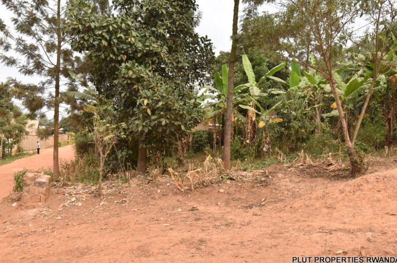 Big plot for Sale in Rusororo