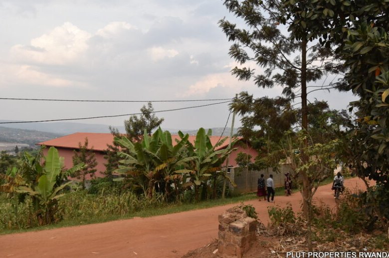 Big plot for Sale in Rusororo
