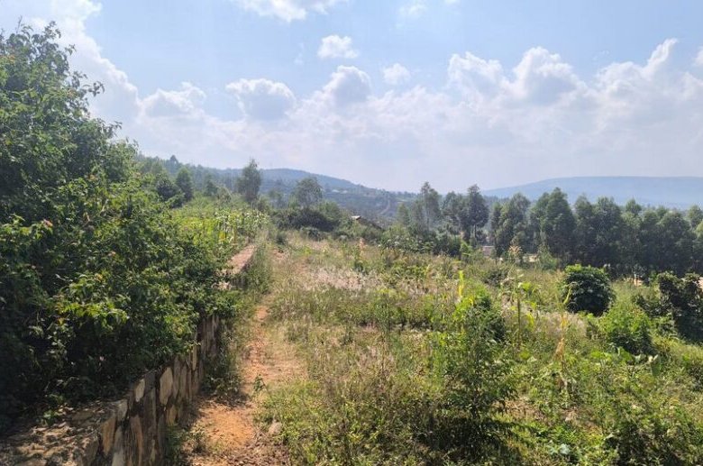 Big plot for Sale in Rusororo