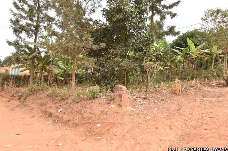 Big plot for Sale in Rusororo