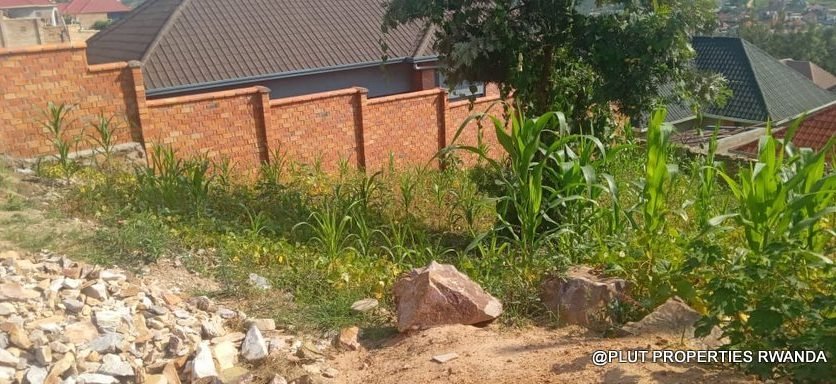 Big plot for sale in Ruyenzi Kamonyi