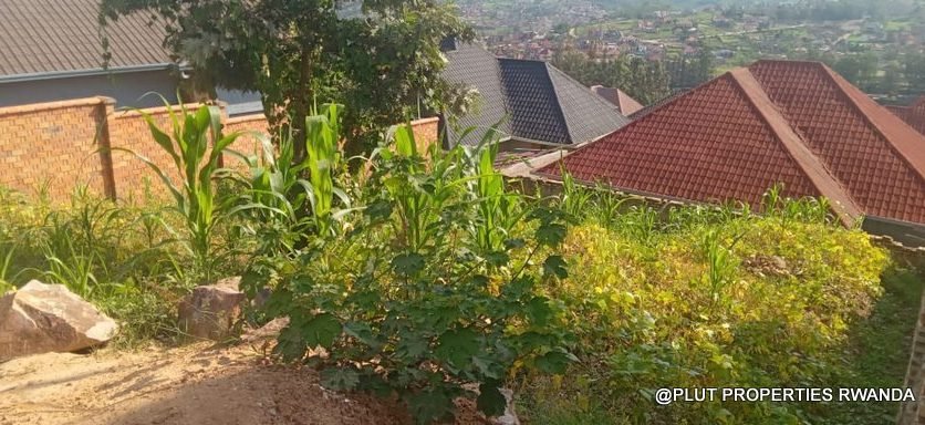 Big plot for sale in Ruyenzi Kamonyi