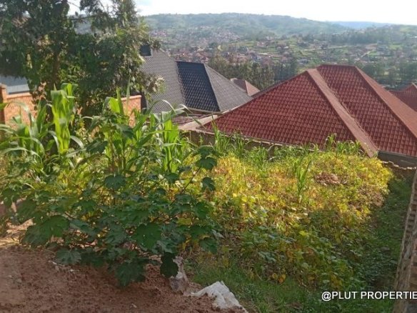 Big plot for sale in Ruyenzi Kamonyi