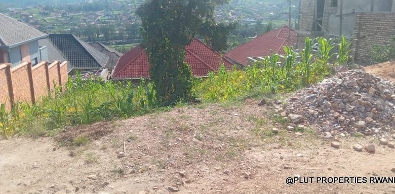 Big plot for sale in Ruyenzi Kamonyi