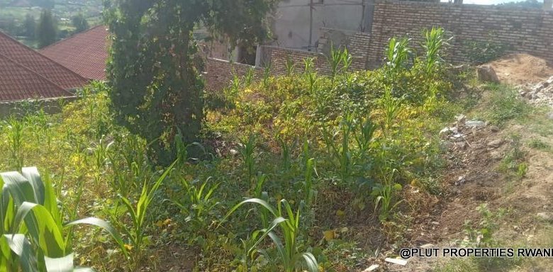 Big plot for sale in Ruyenzi Kamonyi