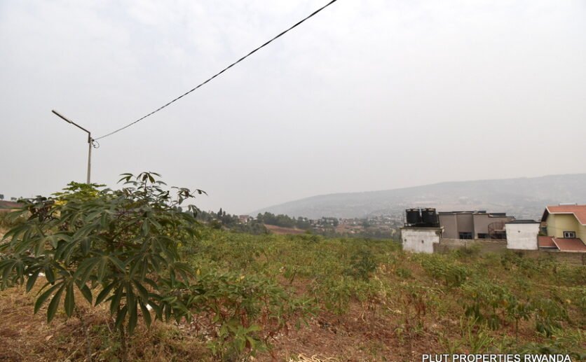 Big-plot-for-sale-plut-properties-5-1-836×517 Big plot for sale in Rebero.