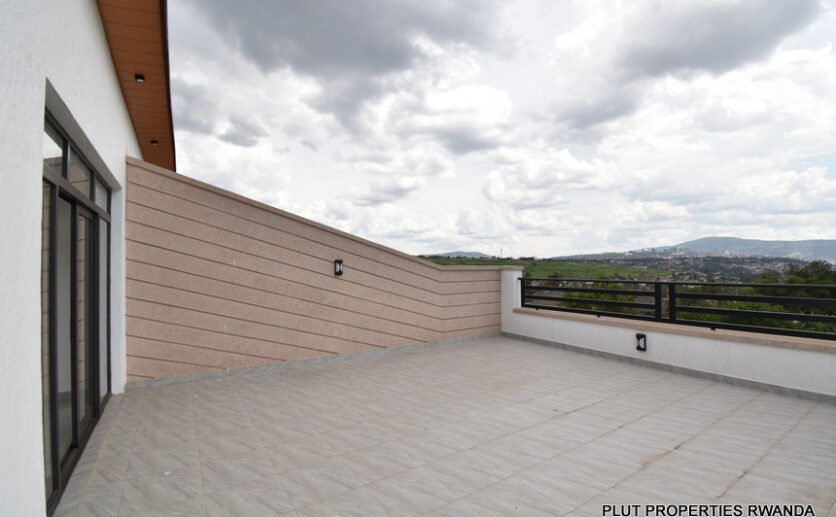 Buy 2 houses in Kagugu