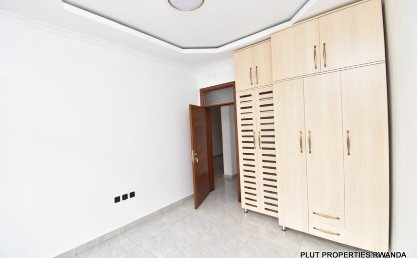 Buy 2 houses in Kagugu