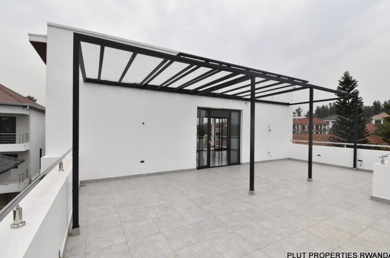 Modern house for sale in Kagugu