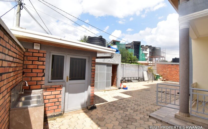 Buy-in-Kibagabaga-plut-properties-1-836×517 Buy in Kibagabaga