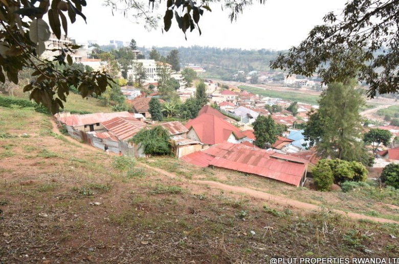 Buy land in Kacyiru.