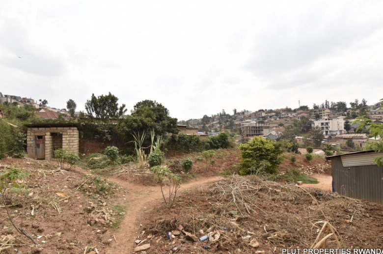 Commercial land for sale in Gisozi. 