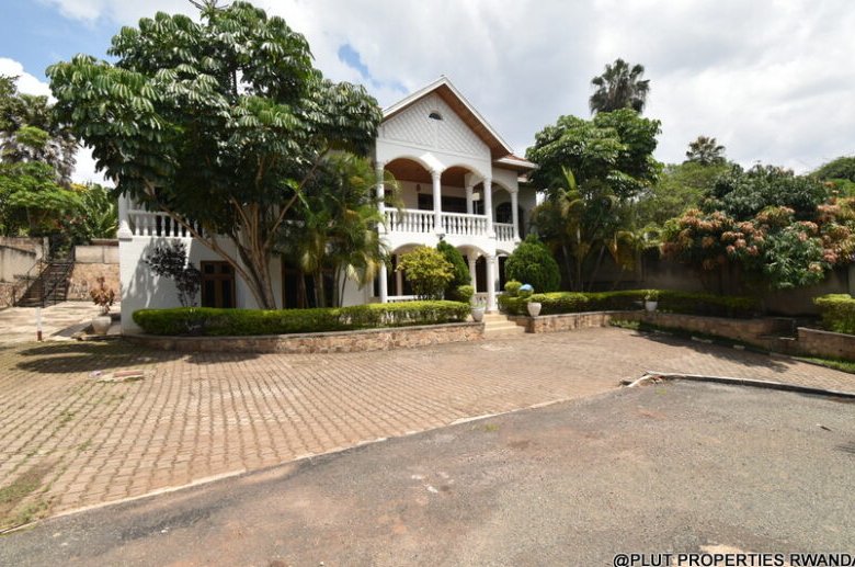 2 storey unfurnished house for sale in Kimihurura Kigali