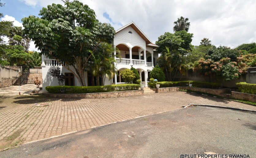 DSC_0089-836×517 2 storey unfurnished house for sale in Kimihurura Kigali
