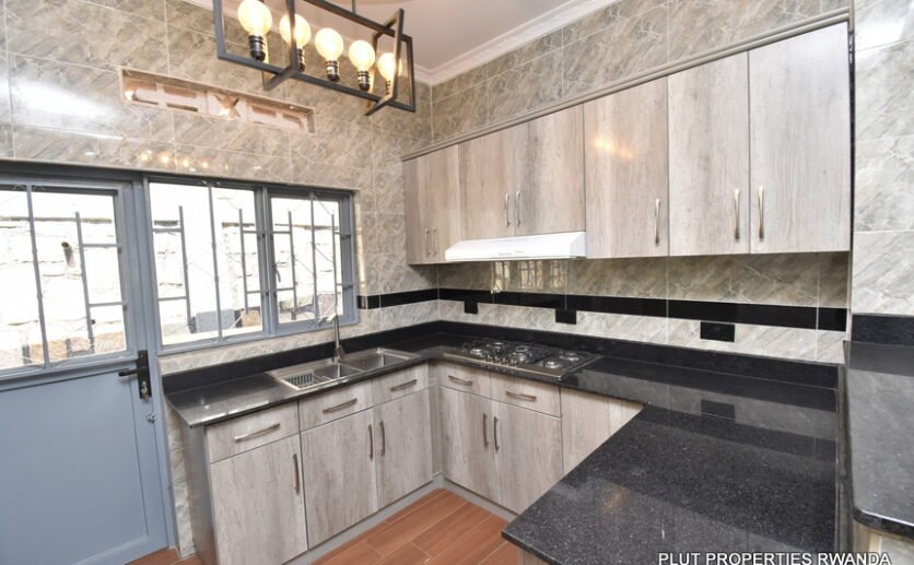 Fully-furnished-house-for-rent-in-Kibagabaga-Kigali-plut-properties-7-836×517 Fully furnished house in Kibagabaga Kigali.