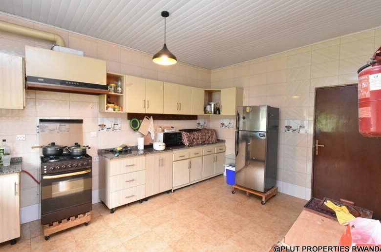 Beautiful Fully Furnished House 