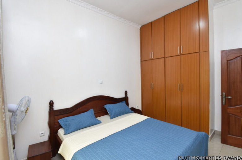 Furnished house with pool for rent