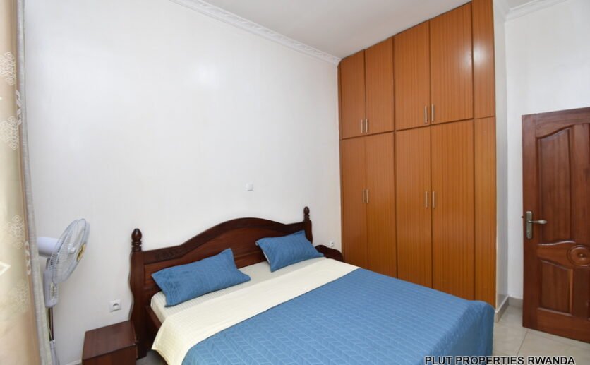 Furnished house with pool for rent