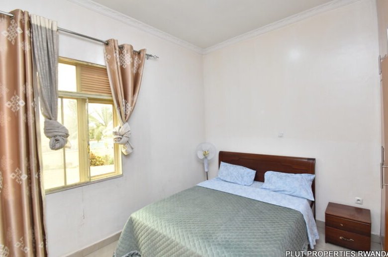 Furnished house with pool for rent