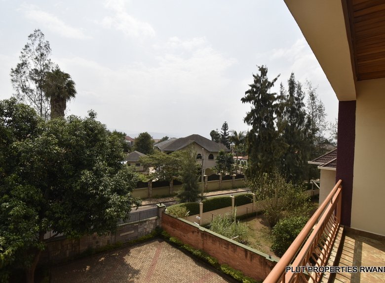 Furnished apartment for rent in Gacuriro.