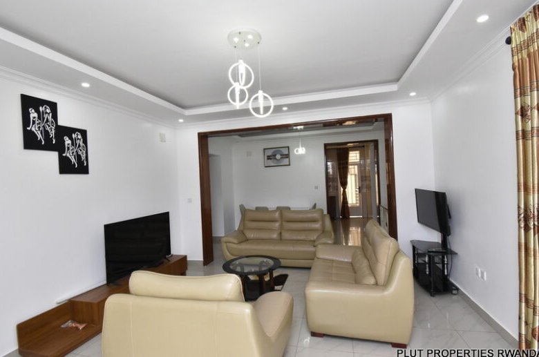 Furnished apartment for rent in Rebero. 
