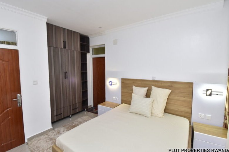 Furnished apartment for rent in Rebero. 