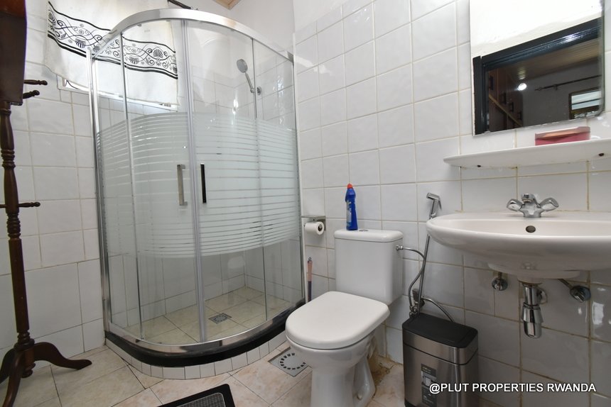 Gacuriro-Kigali-house-for-rent-plut-properties-8 Furnished apartment for rent in Kiyovu.