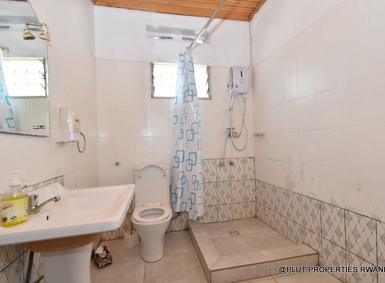 House for rent in Kacyiru