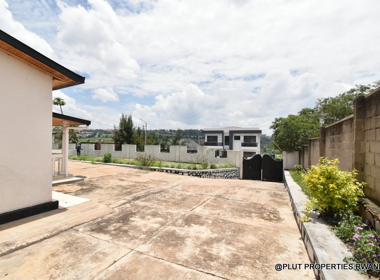 House for rent in Kacyiru