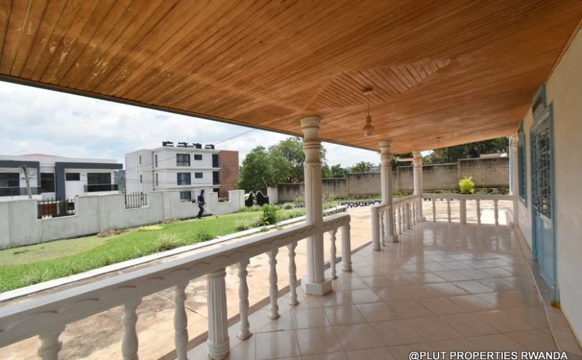 House for rent in Kacyiru