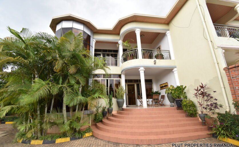 House-for-rent-in-Kagugu-plut-properties-19-836×517 House for Rent in Kagugu
