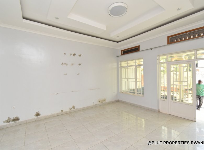 Unfurnished house for Rent in Kicukiro