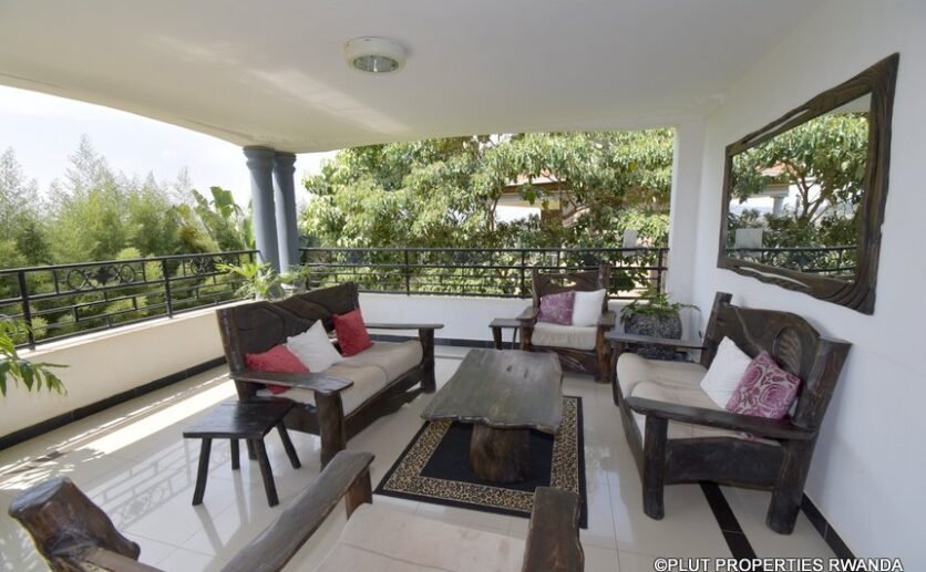 House for rent in Kigali Gacuriro plut properties (2) House for rent in Kigali Gacuriro