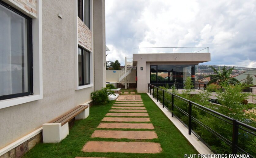 House-for-rent-in-Kimironko-plut-properties-10-836×517 House for rent in Kimironko