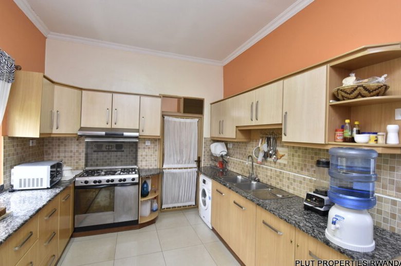 House for rent in Kiyovu.