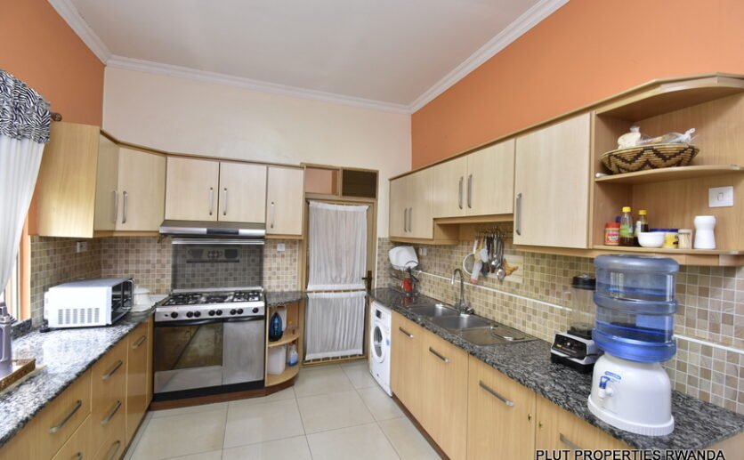 House for rent in Kiyovu.