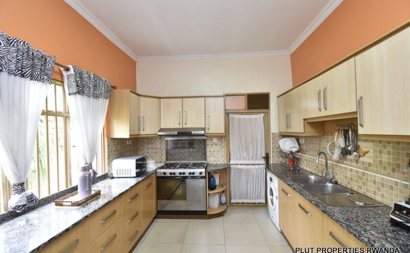 House for rent in Kiyovu.