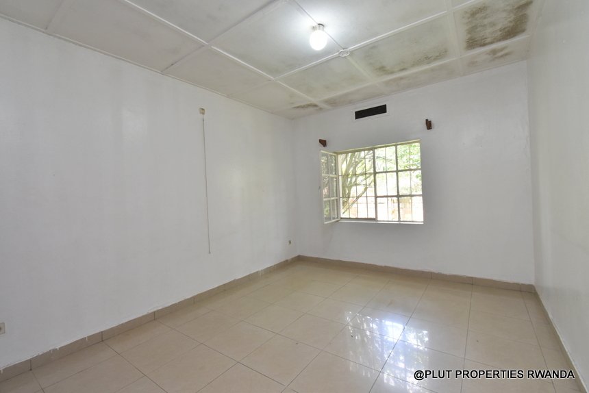House-for-rent-in-Kiyovu-plut-propeeties-16 unfurnished House for Rent in Kigali