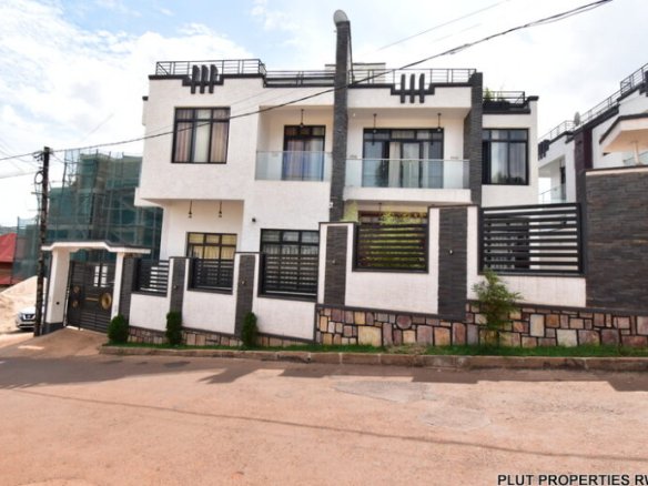 House for Rent in Rebero