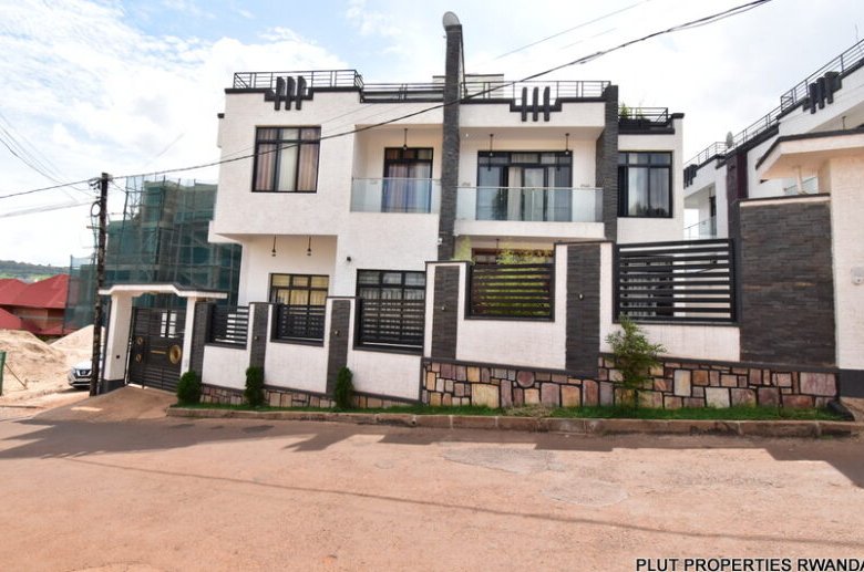 House for Rent in Rebero
