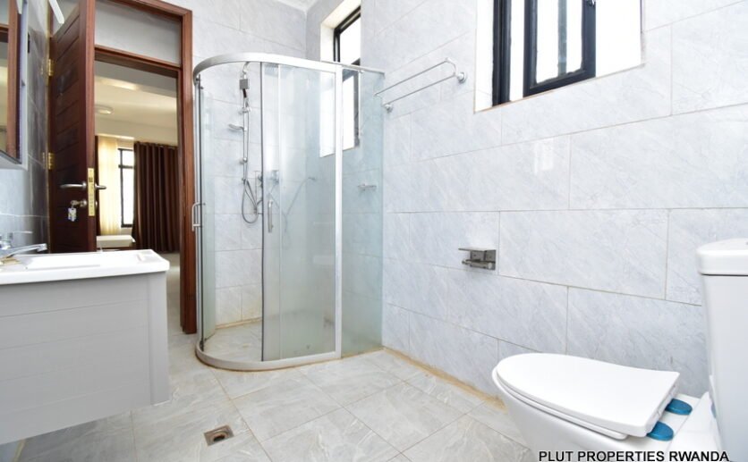 House for Rent in Rebero