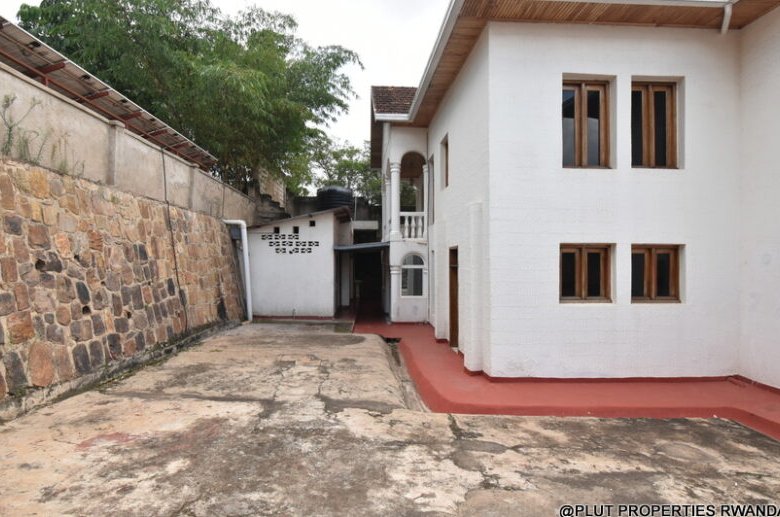 Spacious 9-Bedroom Home for Rent