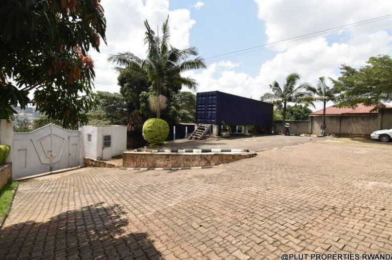 2 storey unfurnished house for sale in Kimihurura Kigali