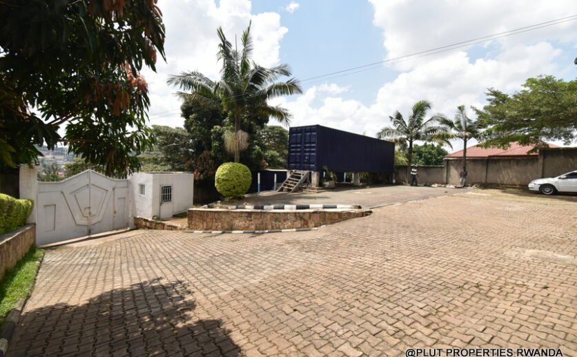 House-for-rent-plut-properties-13-836×517 2 storey unfurnished house for sale in Kimihurura Kigali