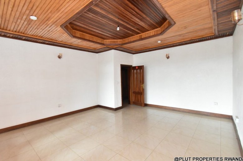 2 storey unfurnished house for sale in Kimihurura Kigali