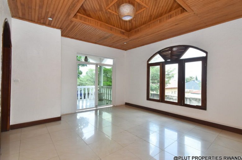 2 storey unfurnished house for sale in Kimihurura Kigali